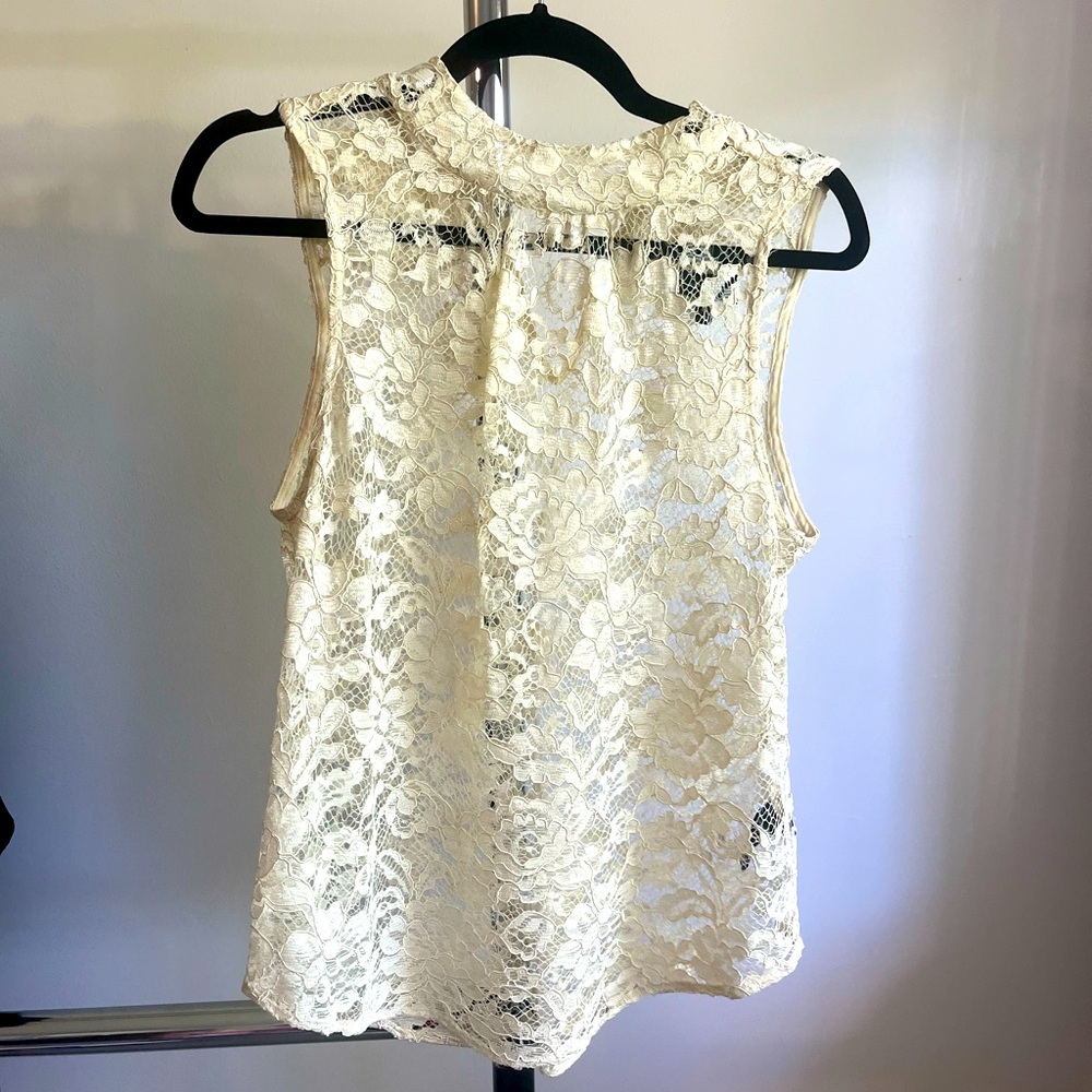 Cream/tan lace top